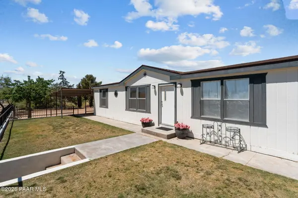 22550 W Henderson ST, Congress, AZ 85332