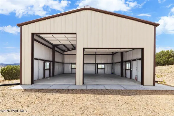 20775 N Hackamore LN, Paulden, AZ 86334