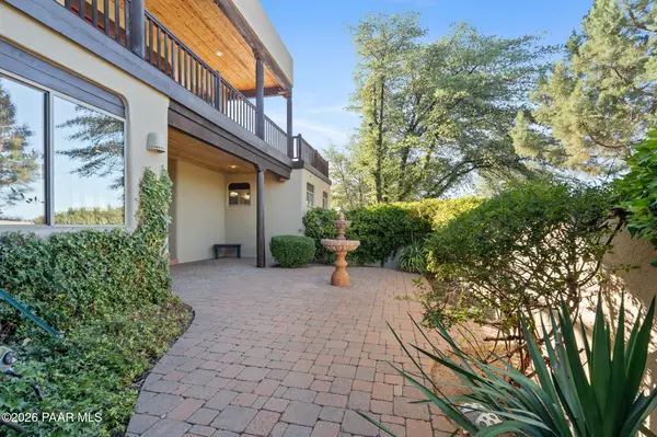 2715 W Green Brier DR, Prescott, AZ 86305