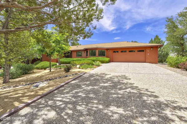 12 Woodside DR, Prescott, AZ 86305