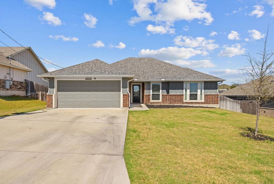 1313 Sandstone CV, Lampasas, TX 76550
