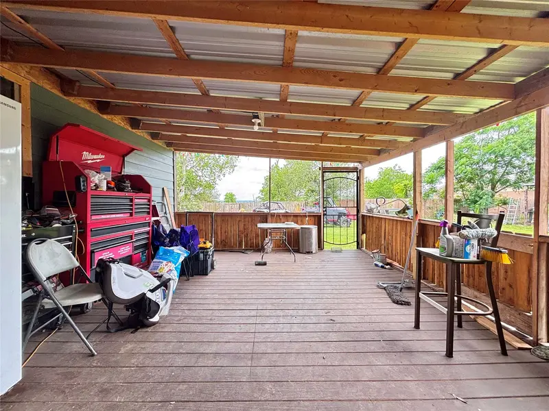 400 S Elliott ST, Thorndale, TX 76577