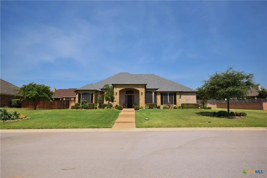 5012 Meadow Oaks DR, Nolanville, TX 76559