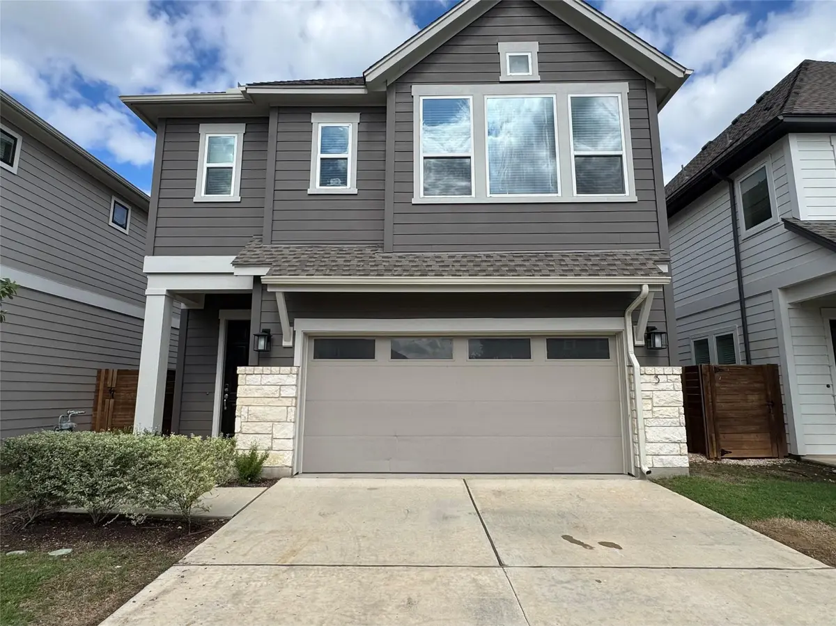 3000 Chisholm Trail RD #3, Round Rock, TX 78681