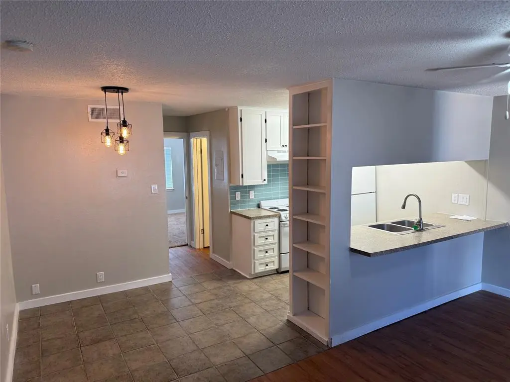 2408 Longview ST #108, Austin, TX 78705