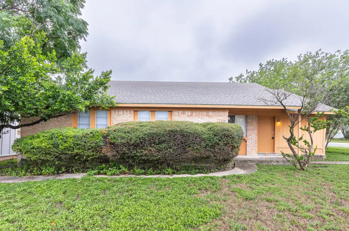 323 W William Cannon DR #B, Austin, TX 78745