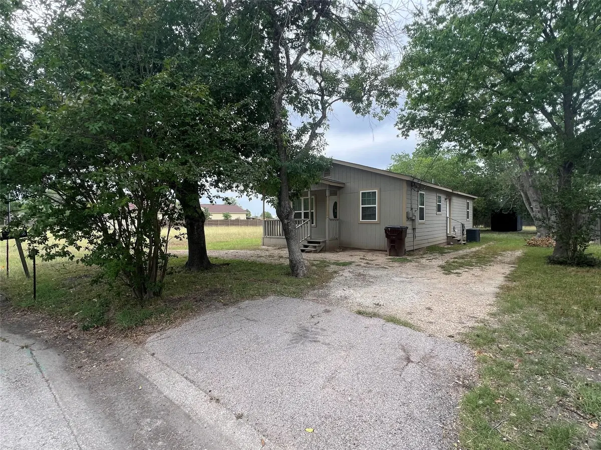 1310 Torres ST, Lockhart, TX 78644