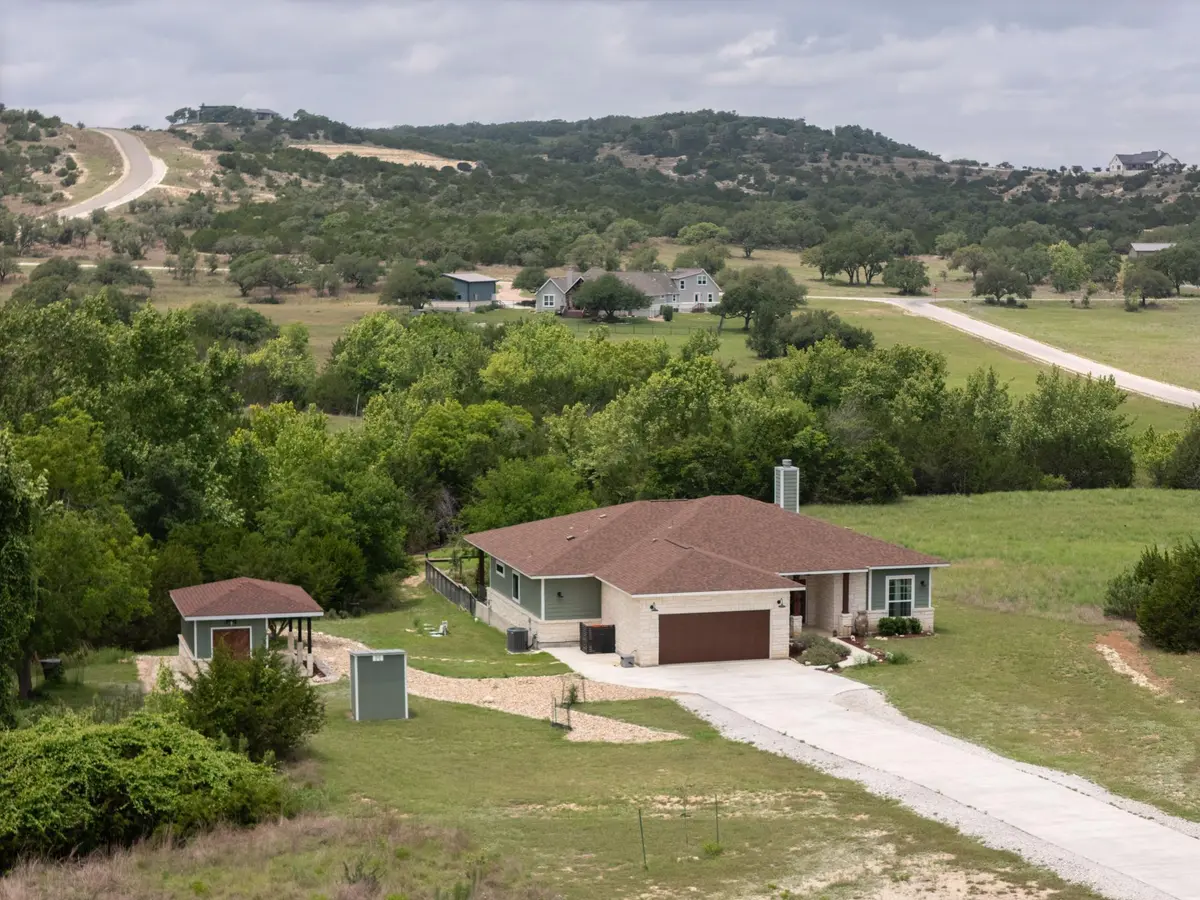 202 Falling Oak DR, Blanco, TX 78606