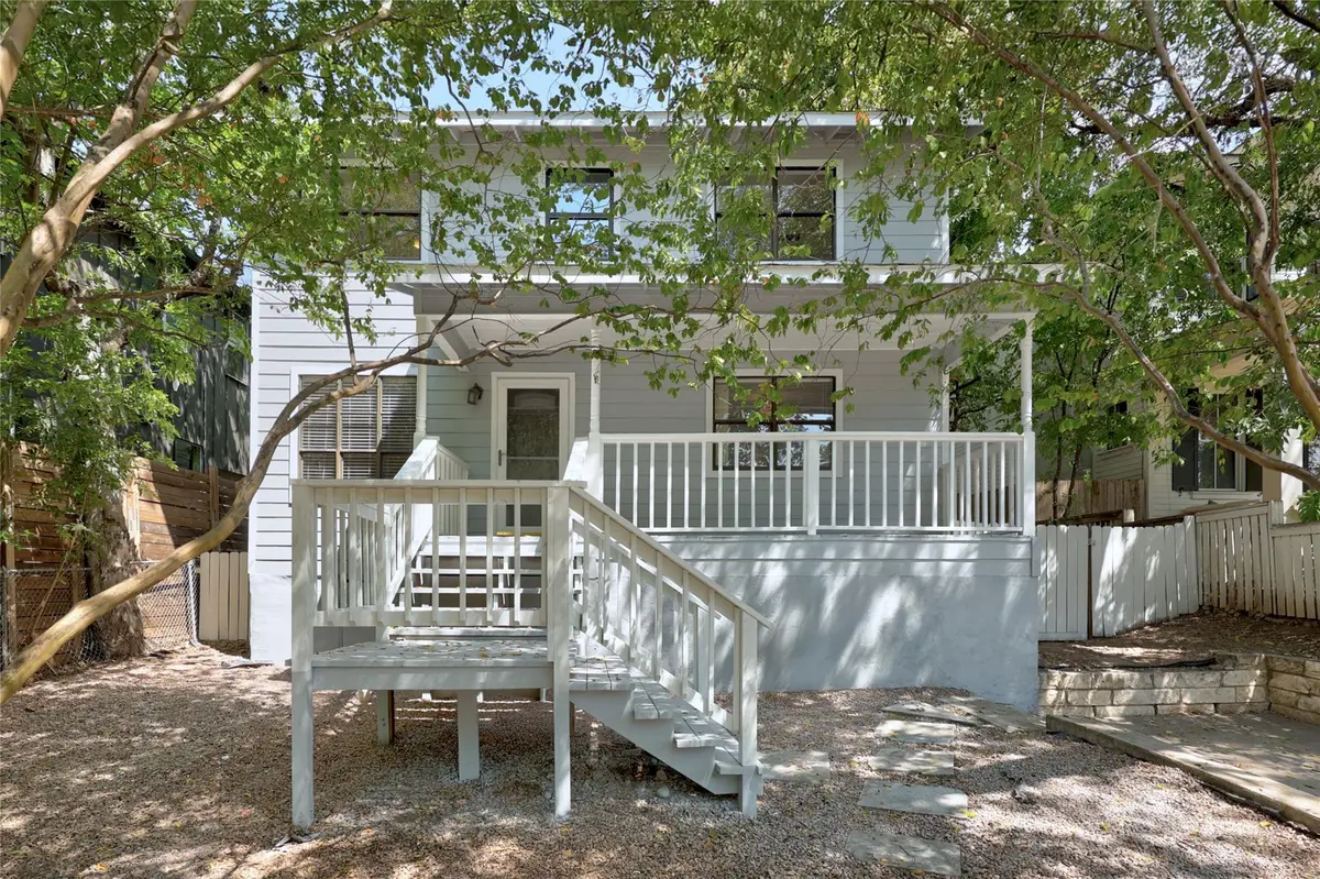 2102 E 8th ST, Austin, TX 78702