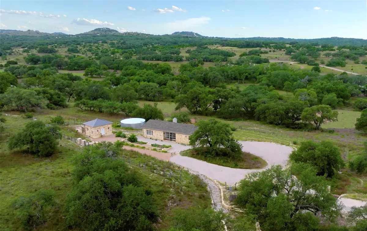 1934 N Walnut Springs RD, Johnson City, TX 78636