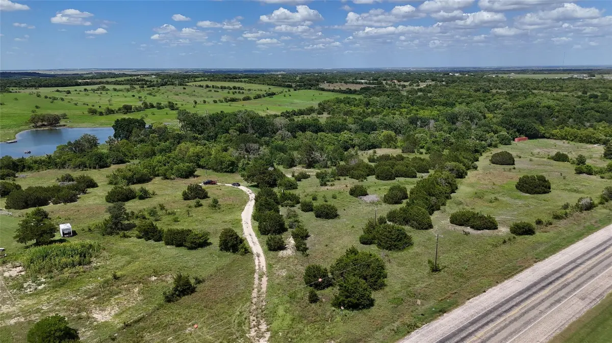 2416 Eddy Gatesville PKWY, Bruceville-eddy, TX 76524