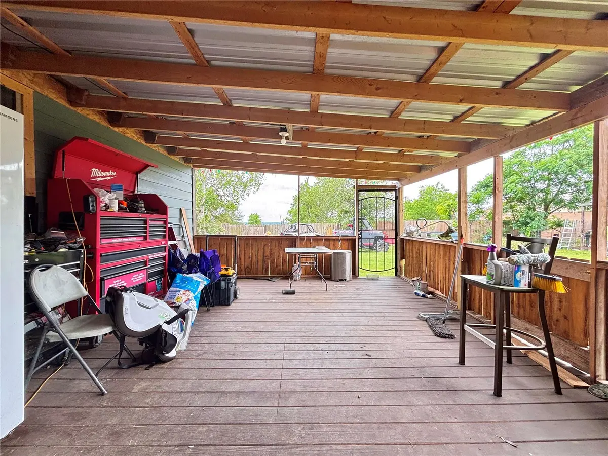 400 S Elliott ST, Thorndale, TX 76577