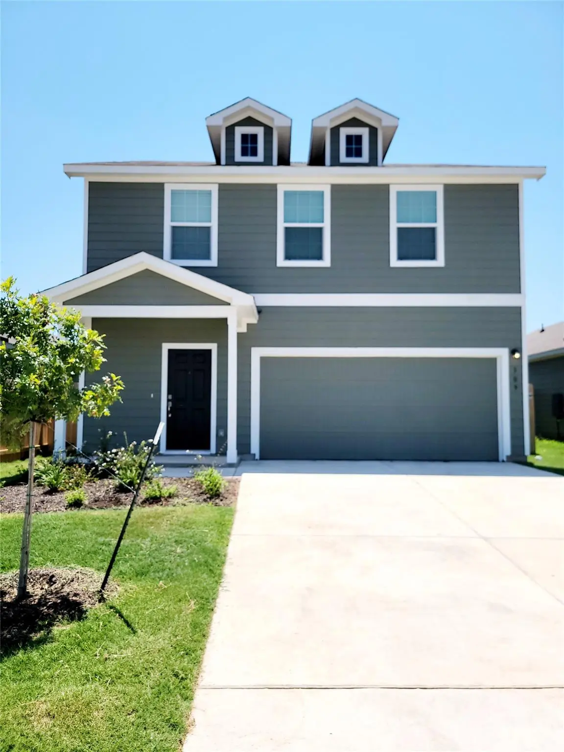 309 Bullhead RD, Bastrop, TX 78602