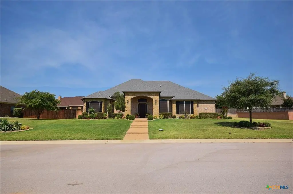 5012 Meadow Oaks DR, Nolanville, TX 76559