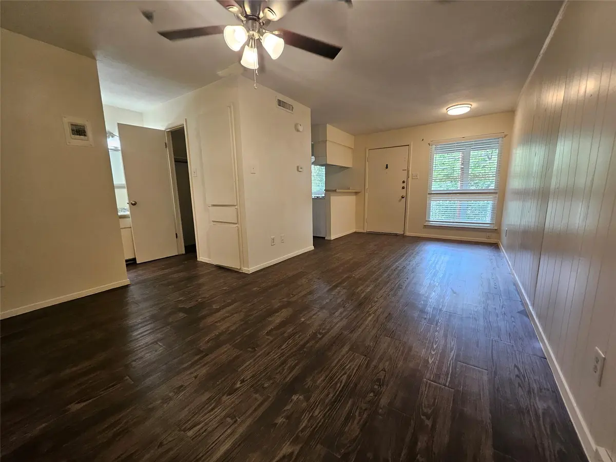 4406 Avenue C #APT 205, Austin, TX 78751
