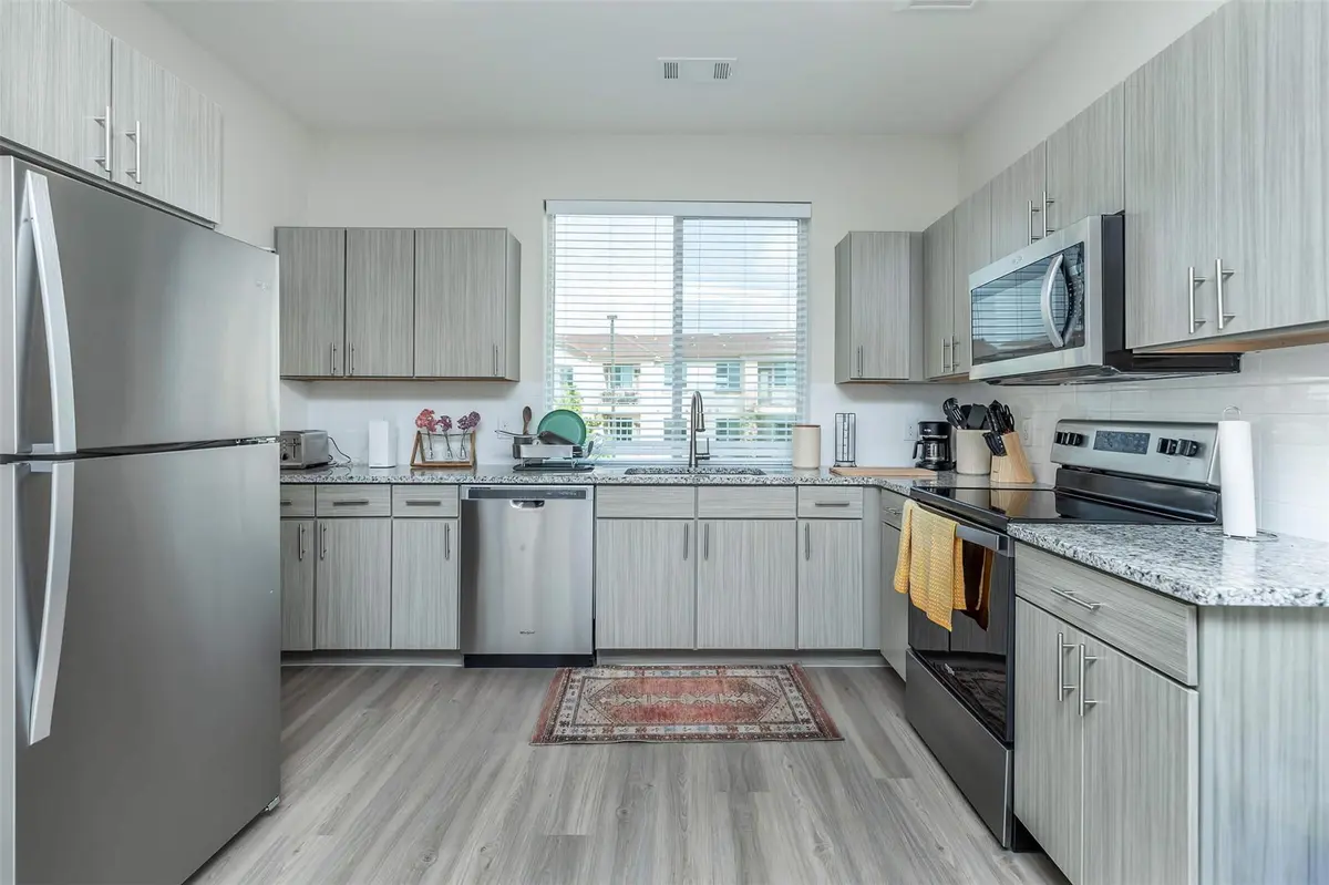 1201 W Whitestone BLVD #C-102, Cedar Park, TX 78613