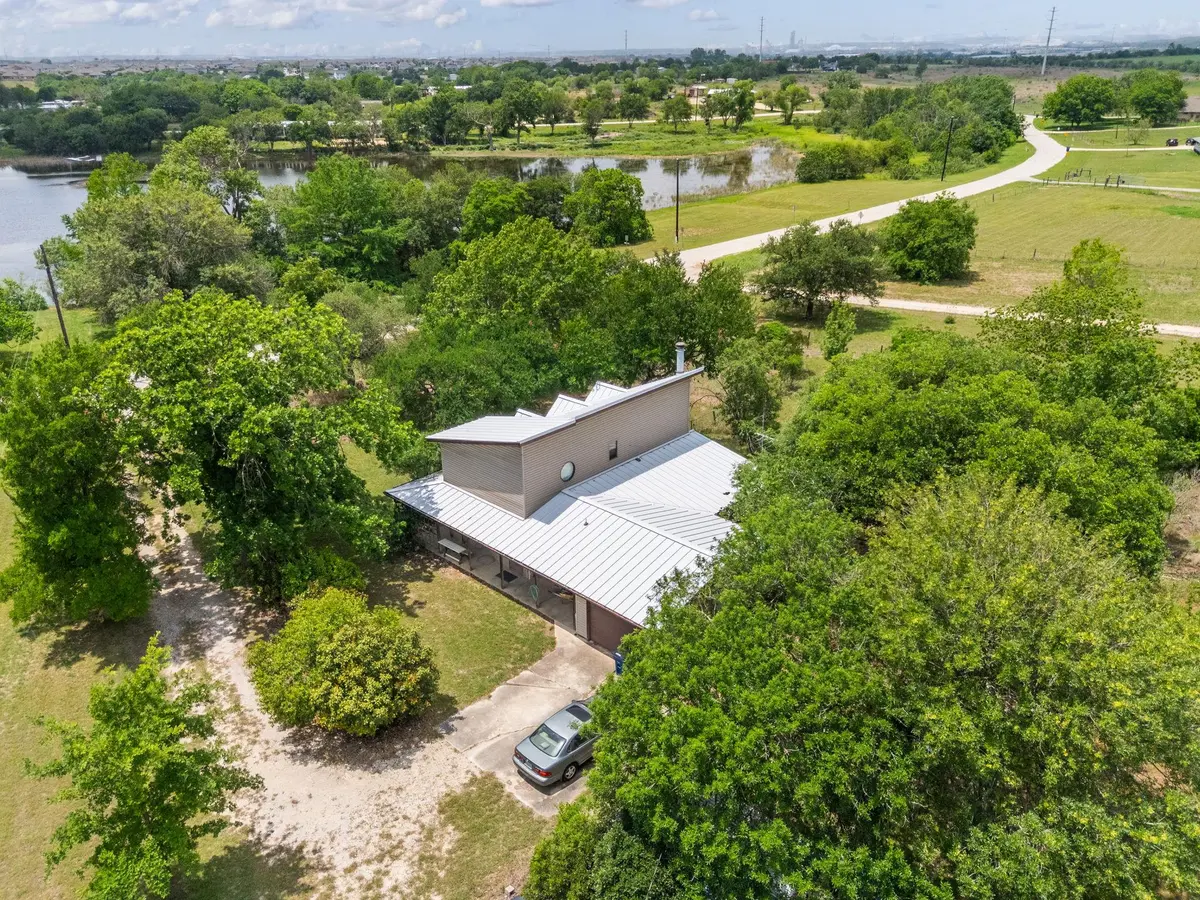 907 Horace Howard DR, San Marcos, TX 78666