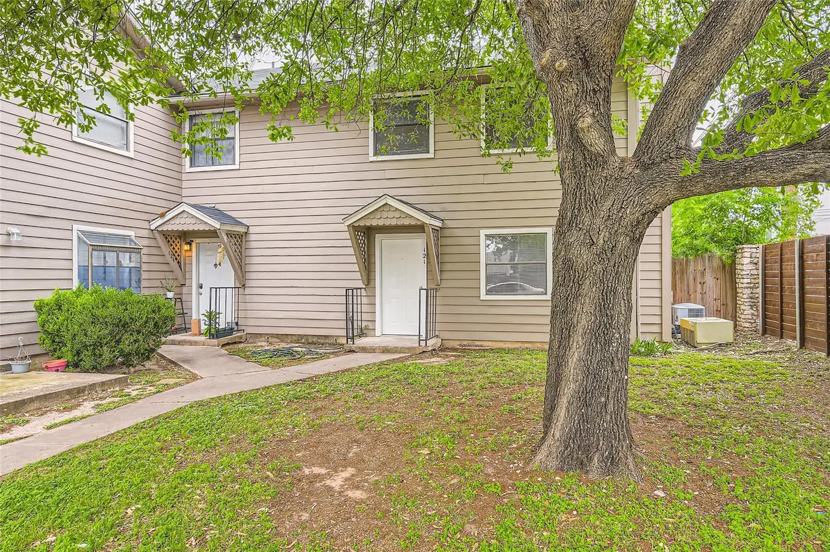 5616 Emerald Forest DR #121, Austin, TX 78745