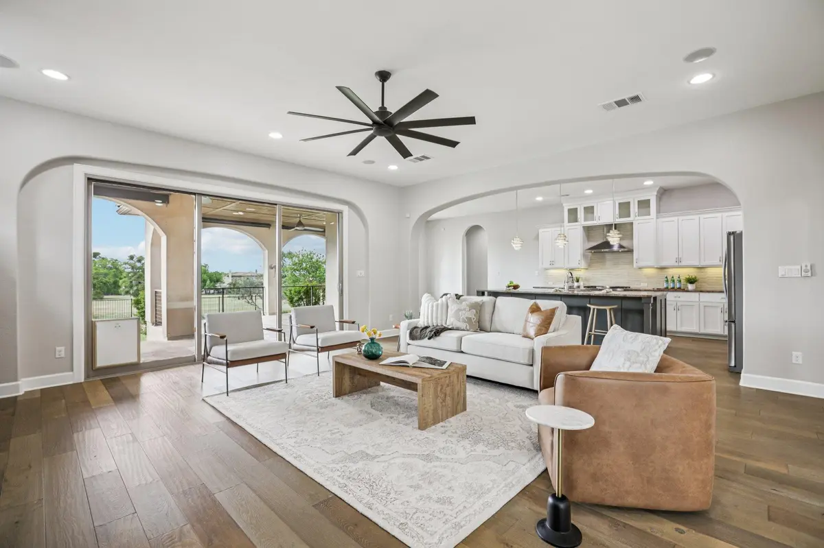 109 Charmstone LN, Georgetown, TX 78628