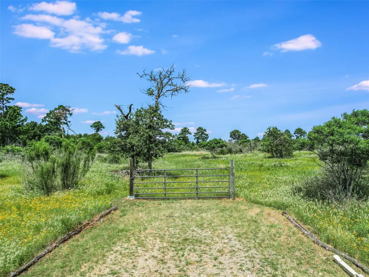 476 McAllister RD, Bastrop, TX 78602