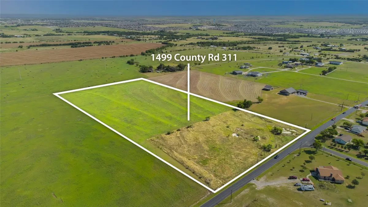1499 County Road 311 DR, Jarrell, TX 76537