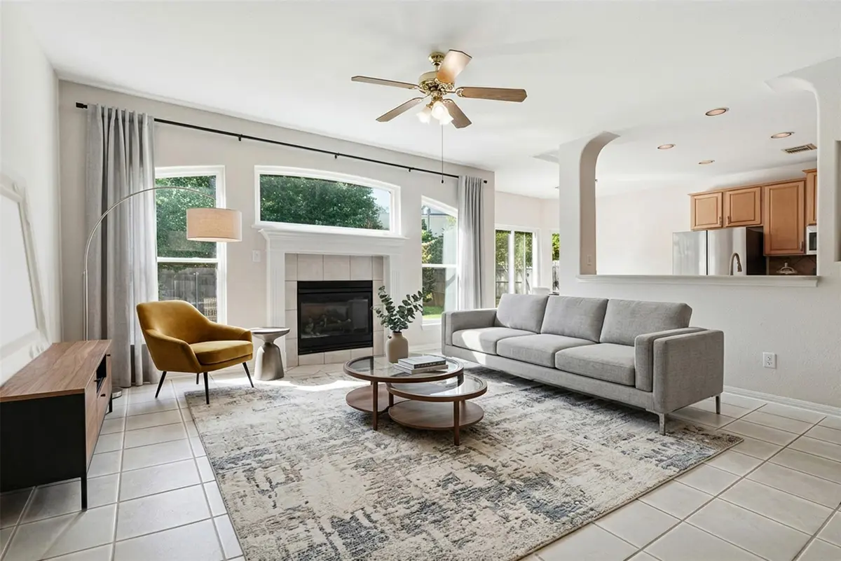 8200 Sunburst PKWY, Round Rock, TX 78681