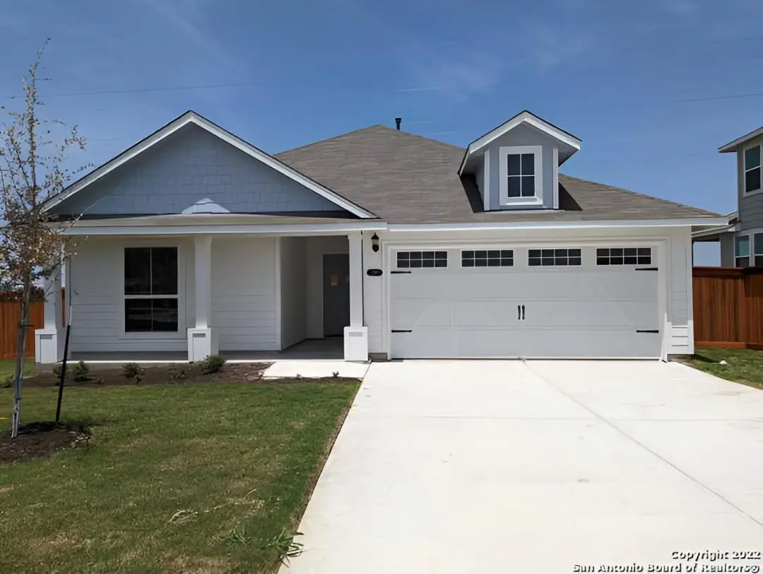 139 Spiny Lizard LN, San Marcos, TX 78666