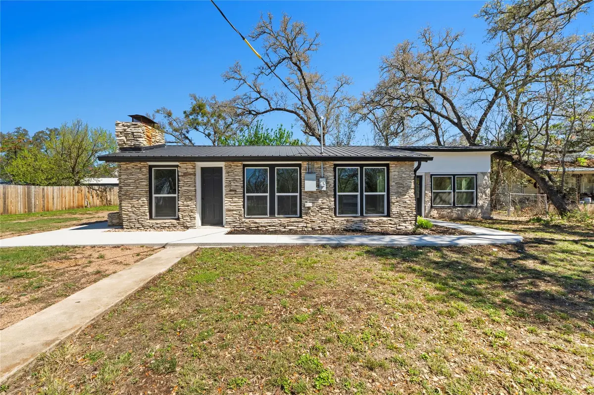 201 County Road 279, Liberty Hill, TX 78642