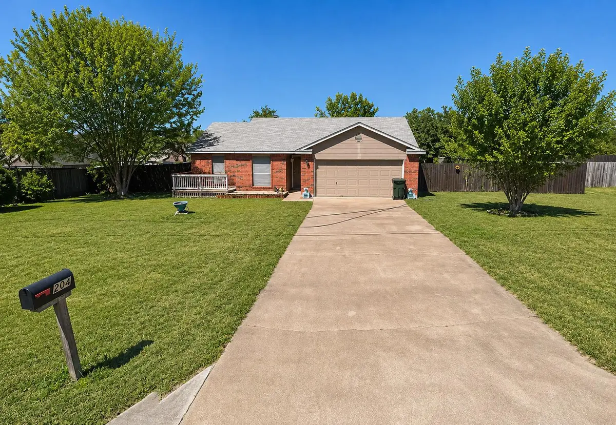 204 Quail Meadow DR, Kyle, TX 78640