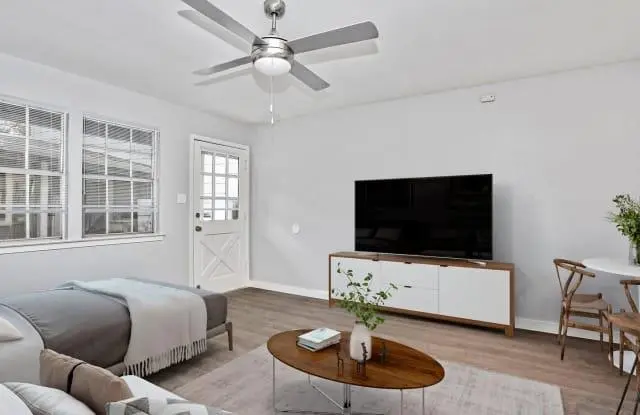 6811 Great Northern BLVD #6811K, Austin, TX 78757