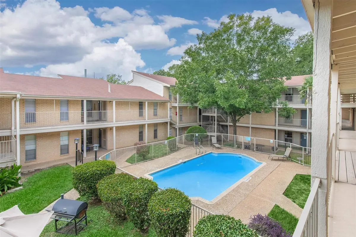 6008 N Lamar BLVD #205, Austin, TX 78752
