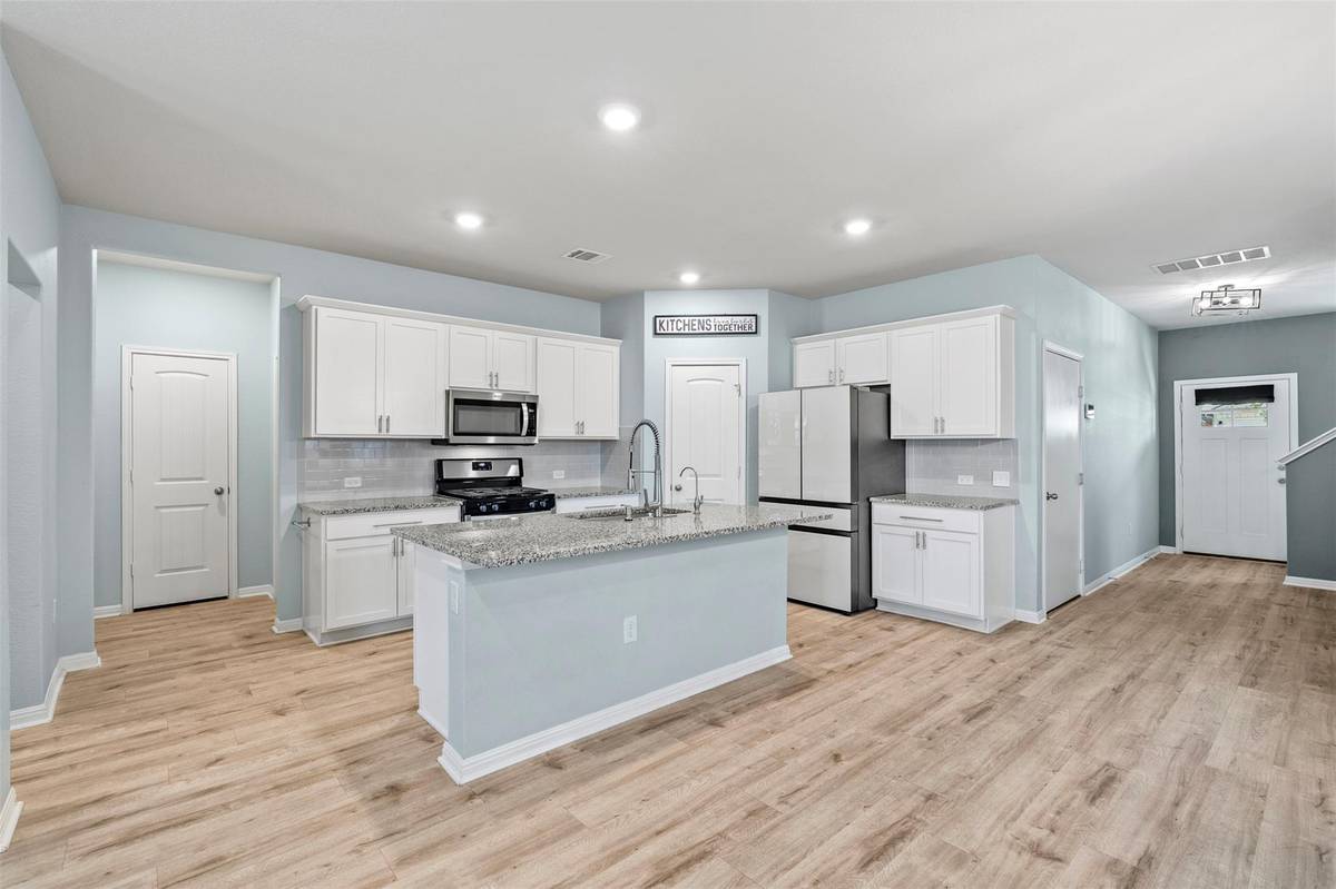 120 Ellinger RD, Georgetown, TX 78626