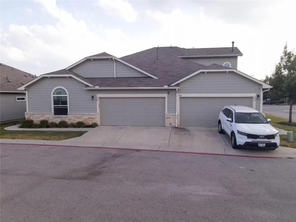 1501 Gropius LN #30B, Pflugerville, TX 78660