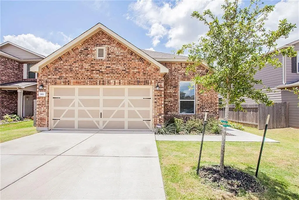 811 Sawbuck DR, Pflugerville, TX 78660