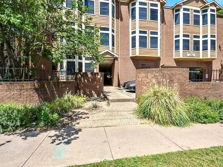 2802 Nueces ST #211, Austin, TX 78705
