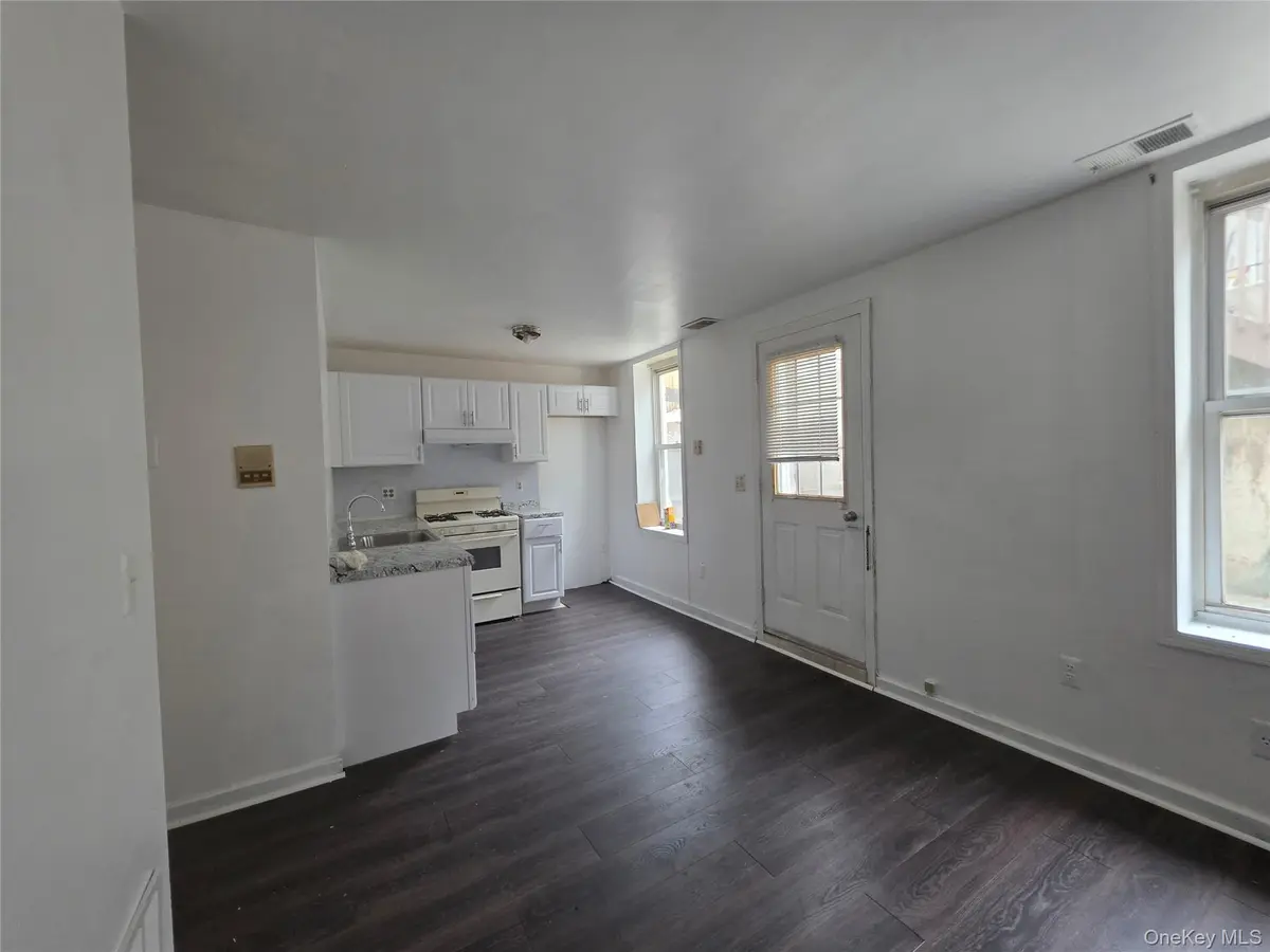 8 Main ST #1, Chester, NY 10918