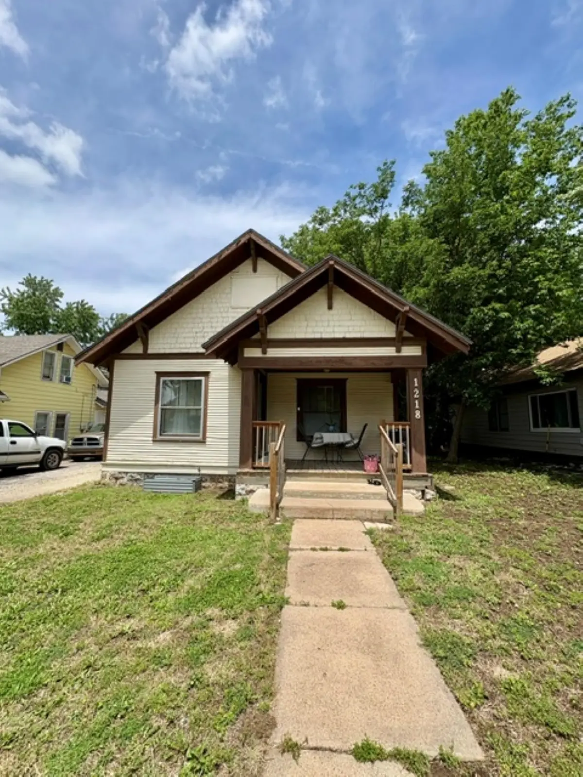 1218 W Central Ave, El Dorado, KS 67042