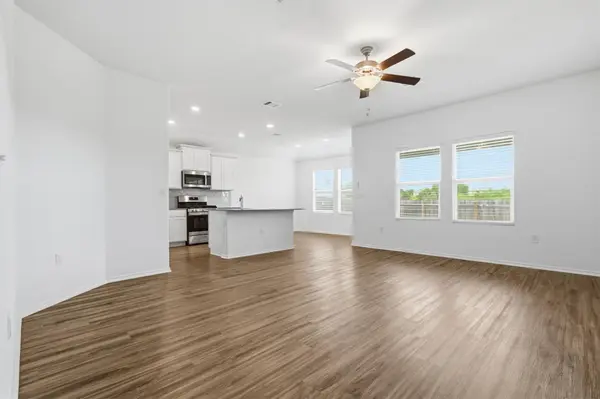 10537 Steinbeck DR, Austin, TX 78747