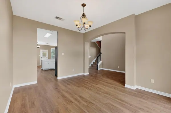 322 Lone Star BLVD, Hutto, TX 78634