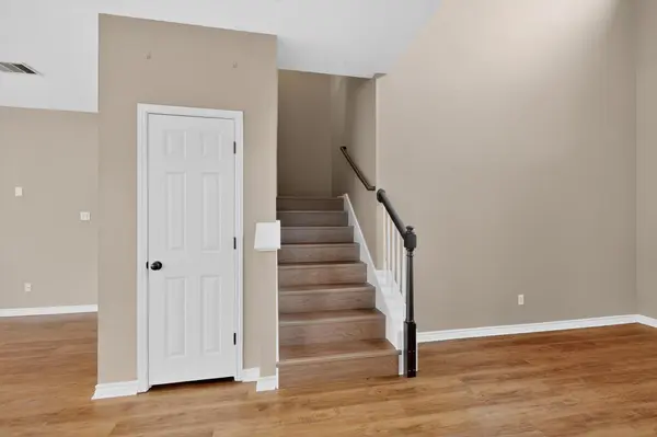322 Lone Star BLVD, Hutto, TX 78634