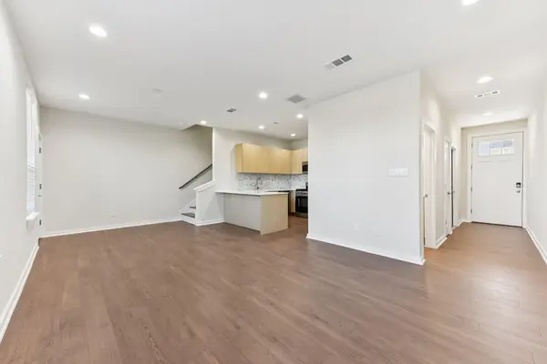 17012 Marsh Wren Pass DR #1104B, Pflugerville, TX 78660