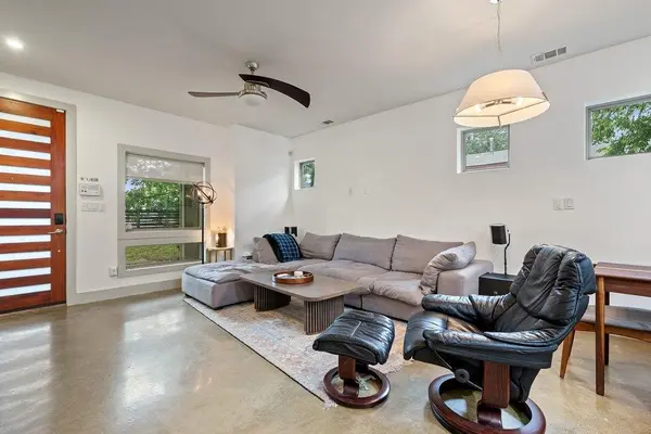 1131 Poquito ST #A, Austin, TX 78702