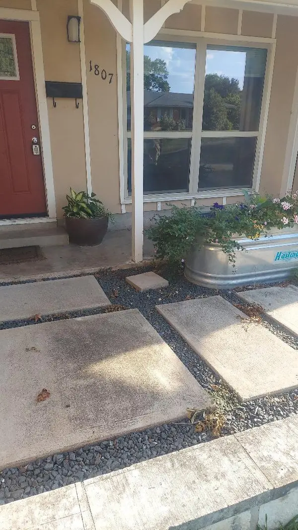 1807 Barbara ST, Austin, TX 78757