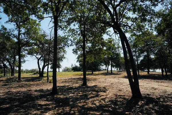 640 County Road 475 RD, Luling, TX 78648