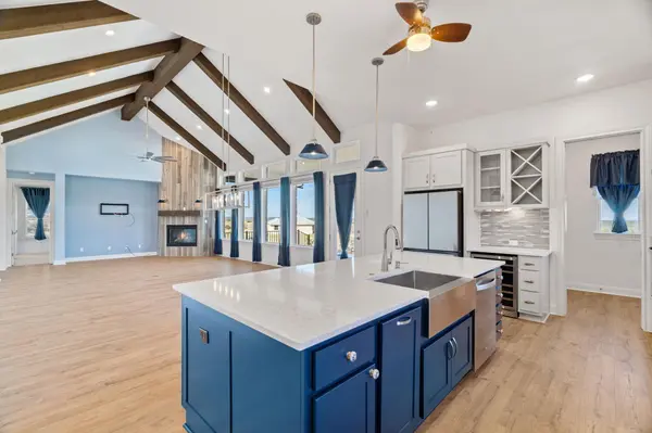 104 Rock Bend Court Rock Bend CT, Marble Falls, TX 78654