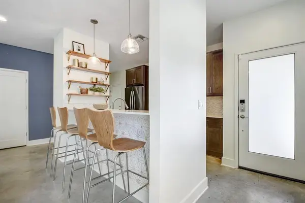 2101 Montopolis DR #10, Austin, TX 78741