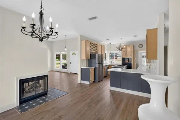80 Family CIR, Hutto, TX 78634