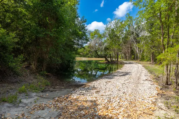 2088 (Tract #3) Baca LOOP, Flatonia, TX 78941