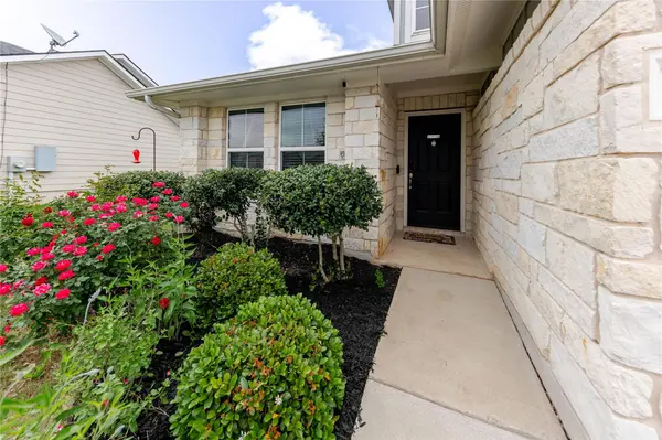 303 Schuyerville DR, Elgin, TX 78621