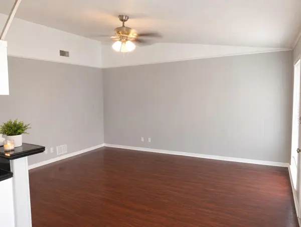 606 W 51st ST #104, Austin, TX 78751